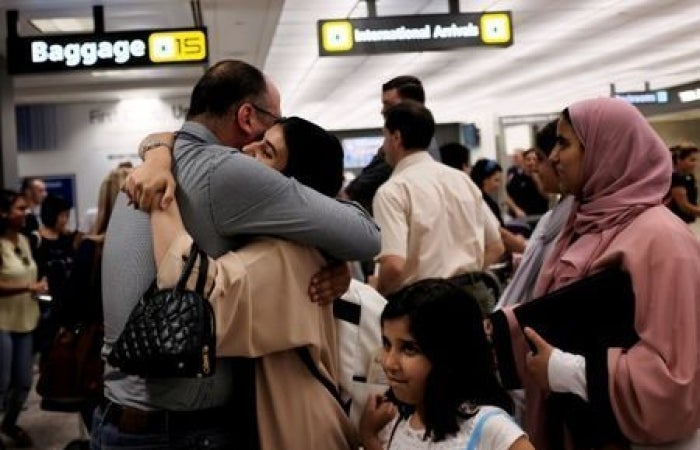 <p>U.S. travel ban set to take effect after top court's green light</p>