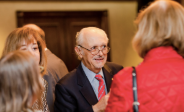 Mario Molina speaking with fellow Tyler Prize event attendees prior to Professor Sarukhán’s lecture in Washington D.C.