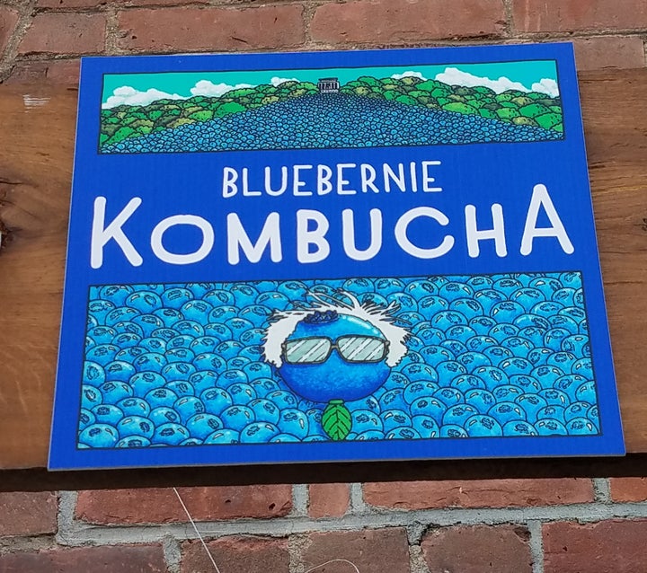<p>BLUEBERNIE Kombucha from Aqua ViTea at Solid Sound Festival</p>