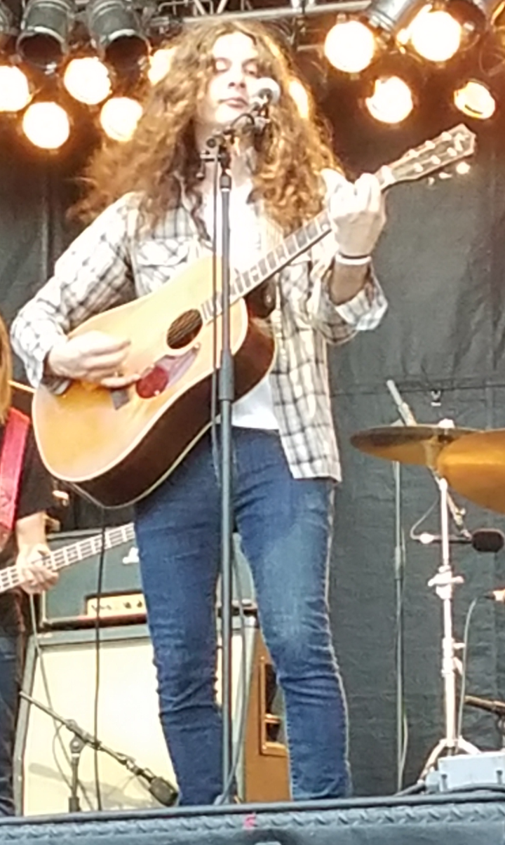 <p>Kurt Vile at the Solid Sound Festival 2017</p>