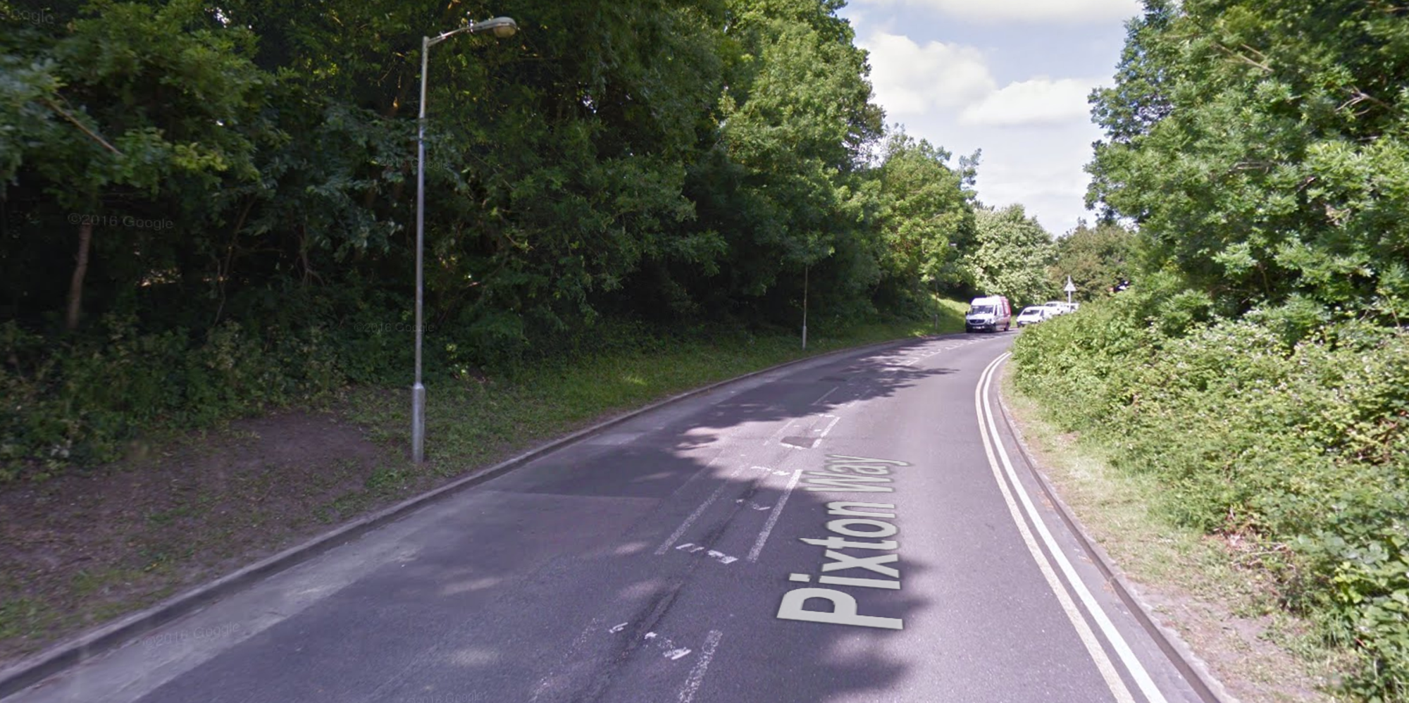 Croydon Car Crash Leaves Girl 16 Dead And Six Others