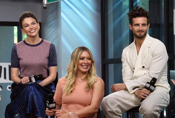  Sutton Foster, Hilary Duff and Nico Tortorella discuss 'Younger' at Build Series. 