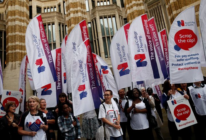 Nurses protesting about the 1% pay cap.