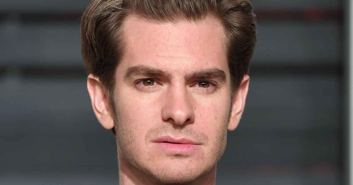 Andrew Garfield Says Hes A Gay Man Who Doesnt Have Sex With Men 3747