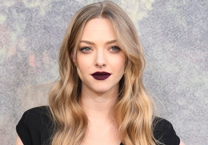 Amanda Seyfried has the perfect attitude about the breastfeeding vs. bottle-feeding debate.