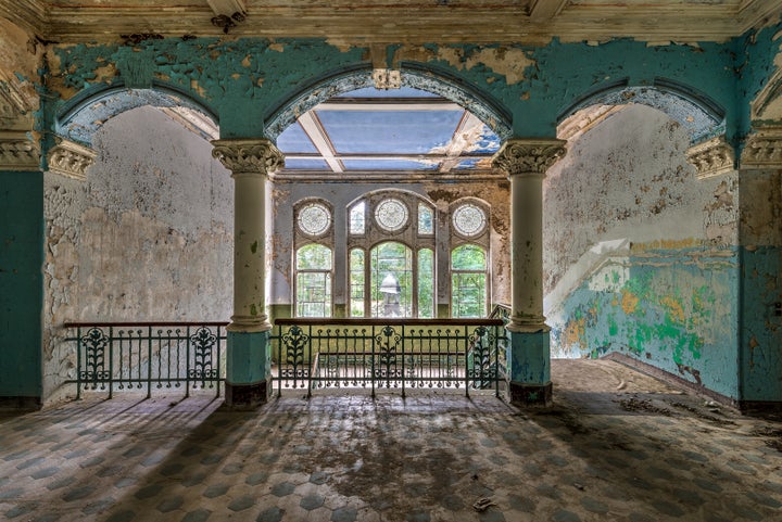 <p>“ARCHWAY” from the award winning Beelitz sanatorium documentary</p>