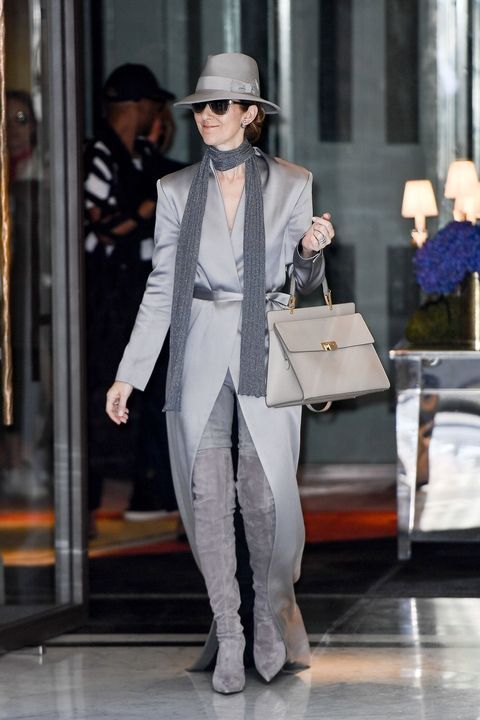 Different shades of the same tone is always a classy look.