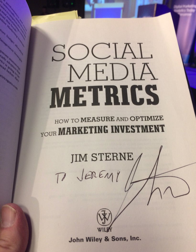 Social Media Metrics (2010)
