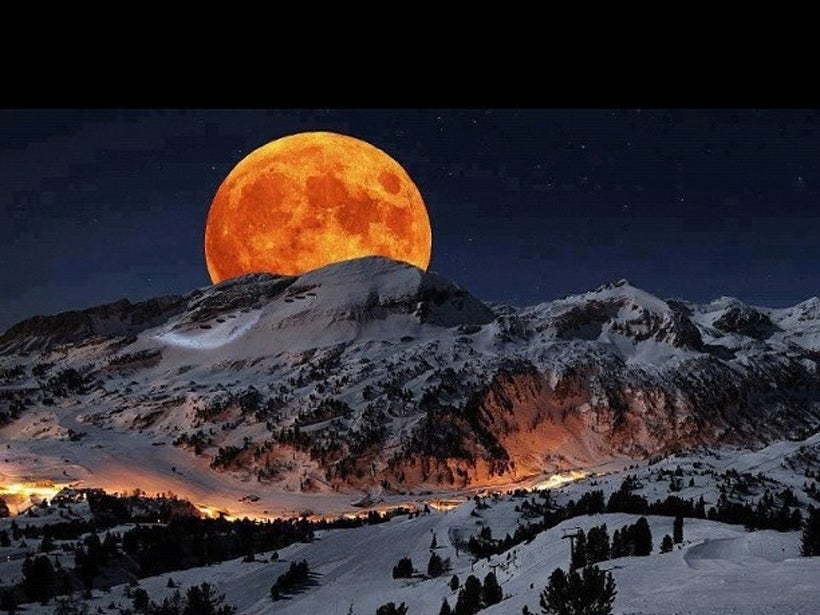 <strong>Amidst the Orange Moon</strong>