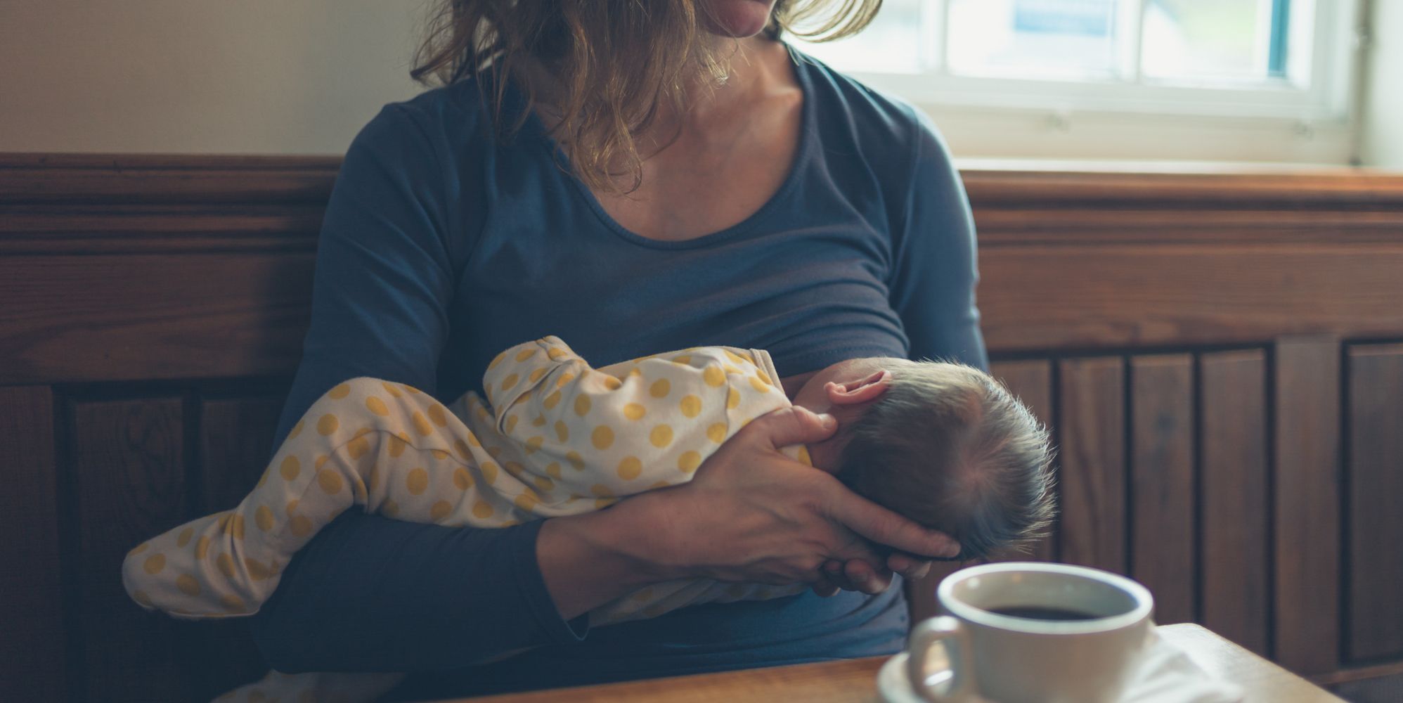 Mums Experiences Of Breastfeeding In Public Arent Always Negative As