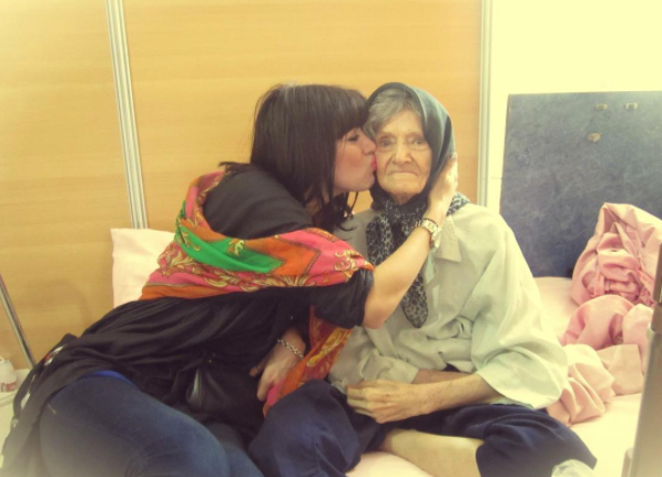 Holly Dagres with her late Iranian grandmother.