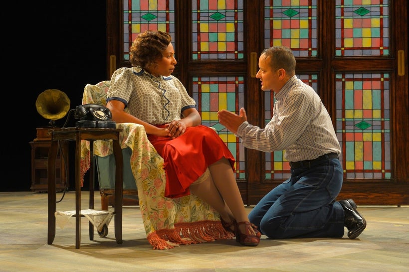 Karen Aldridge (Amanda) and Sean San Jose (Tom) in a scene from <strong><em>The Glass Menagerie</em></strong>