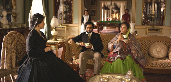 The Black Prince Movie Still - Satinder Sartaj with Shabana Azmi