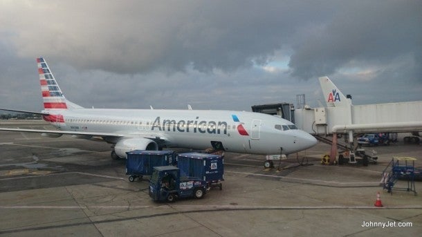 How to save on American Airlines bag fees.