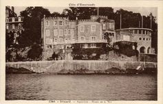 The villa Bric-à-Brac of the English family Faber, in Dinard, now aquarium, then today luxury hotel.