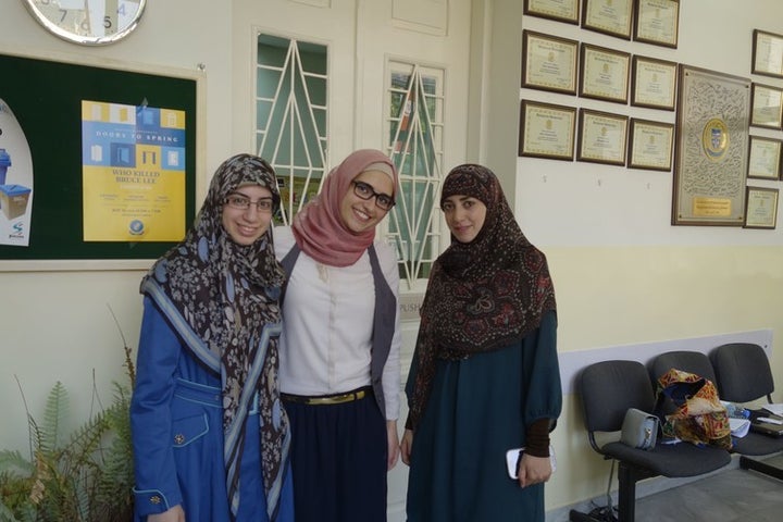 Students in Beirut, with the girl in the middle wearing her veil in the ‘Sunni’ style.