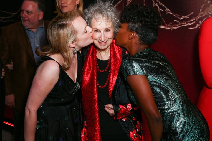 Margaret Atwood poses with <i>Handmaid's Tale </i>stars Elisabeth Moss and Samira Wiley at the show's premier in April.