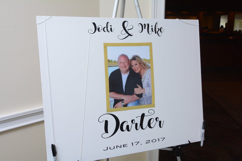 All signage by <a rel="nofollow" href="https://www.facebook.com/JetsieDesigns/" target="_blank">Jetsie Designs</a>