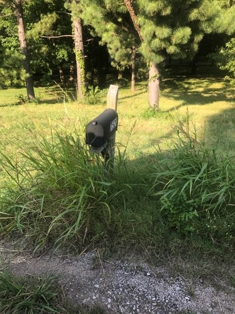 The mailbox Jessica Johnson was found hanging from.