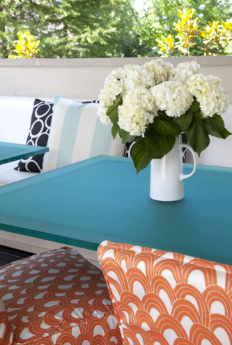 <p>Design by Tobi Fairley</p>