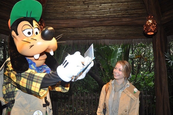 Hopkins as Goofy