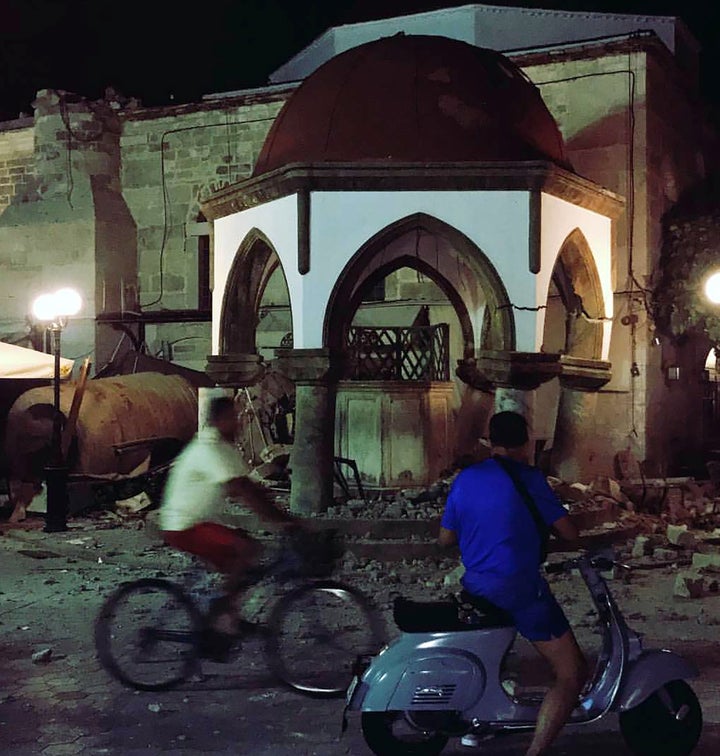 Fallen masonry in the streets of Kos following the earthquake