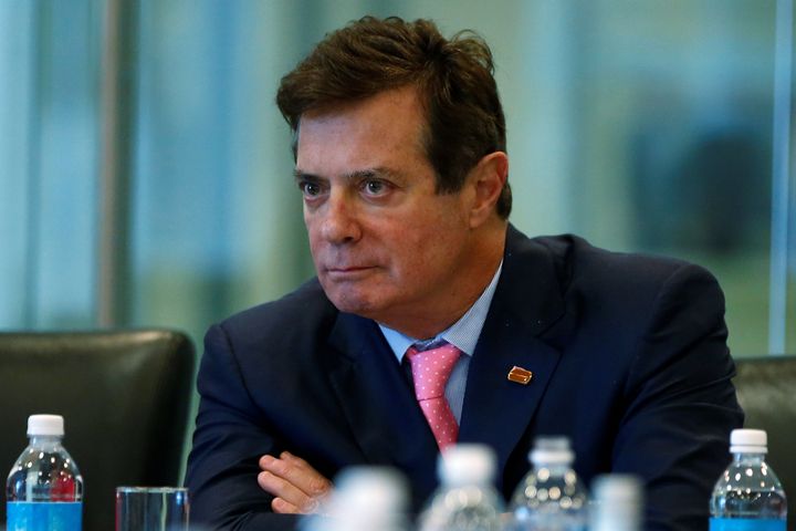 Paul Manafort, a former campaign manager for Donald Trump, will turn over documents and be interviewed in private first, the Senate panel leaders said.
