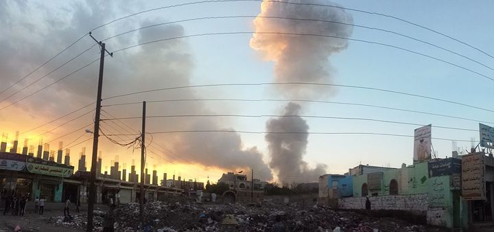 <p>Air strike in Sana'a, Nov 5, 2015</p>