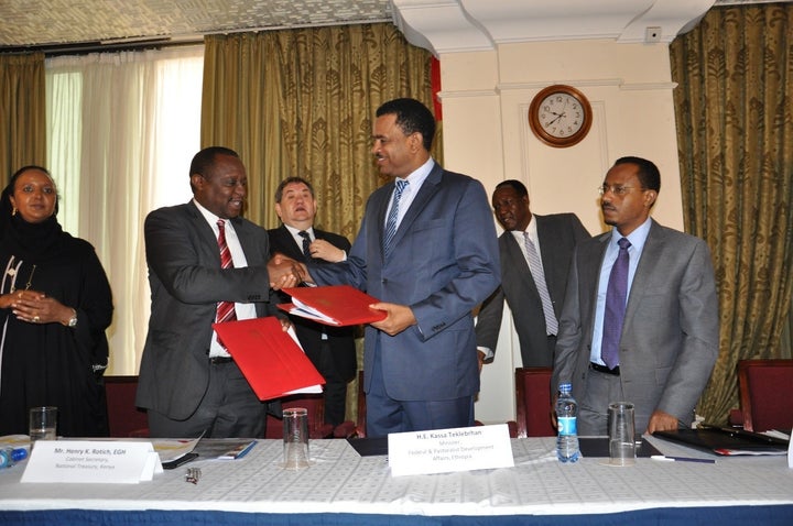 <p><em>Kenya’s Minister Henry Rotich and Ethiopia’s Minister </em><strong>Kassa Tekleberhan</strong> <em>exchange the joint agreement. Kenya’s Foreign Minster Amina Mohamed and EU Ambassador to Kenya, Stefano Dejak look on. Photo credit: UNDP Kenya.</em></p>
