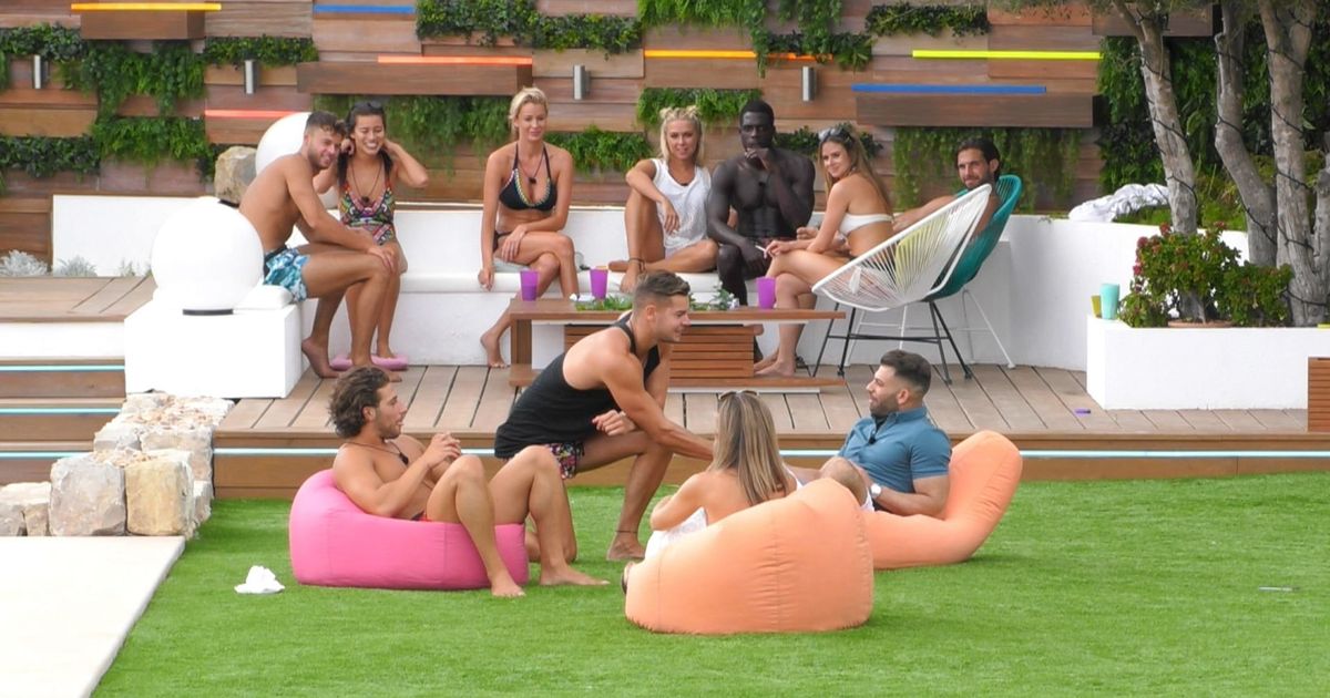 'Love Island' Bosses 'Consider Winter Series' To Go Up Against