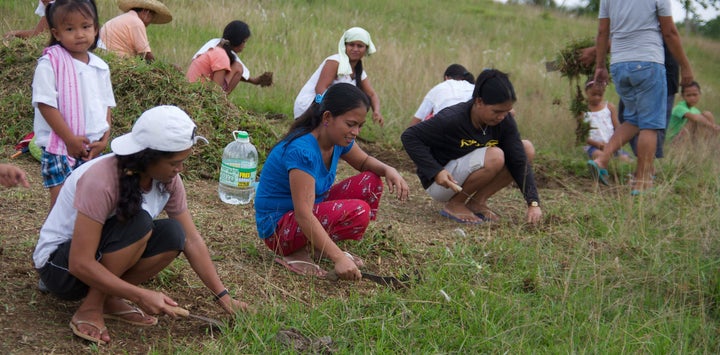 Extreme weather and conflict have a particularly accute impact on female farmers in the Philippines.