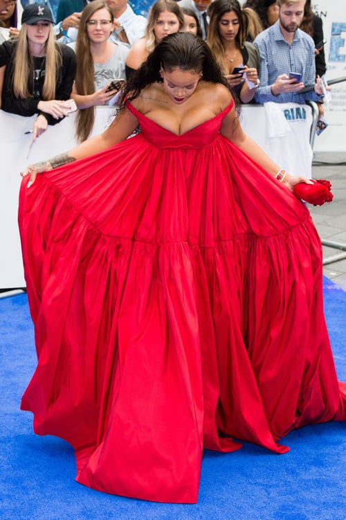 Rihanna's Low-Cut Red Gown Is A Wardrobe Malfunction Waiting To Happen |  HuffPost Life
