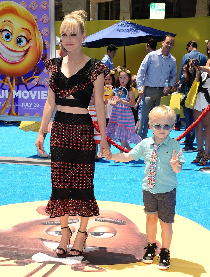 Anna Faris brought her son, Jack, to the premiere of "The Emoji Movie."