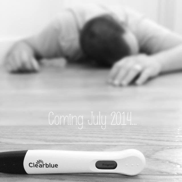 The California mom likes making creative pregnancy announcements.