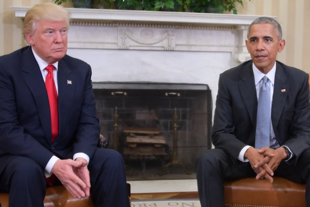 US President Barack Obama meets with President-elect Donald Trump to update him on transition planning in the Oval Office at the White House on November 10, 2016 in Washington,DC. / AFP / JIM WATSON (Photo credit should read JIM WATSON/AFP/Getty Images)