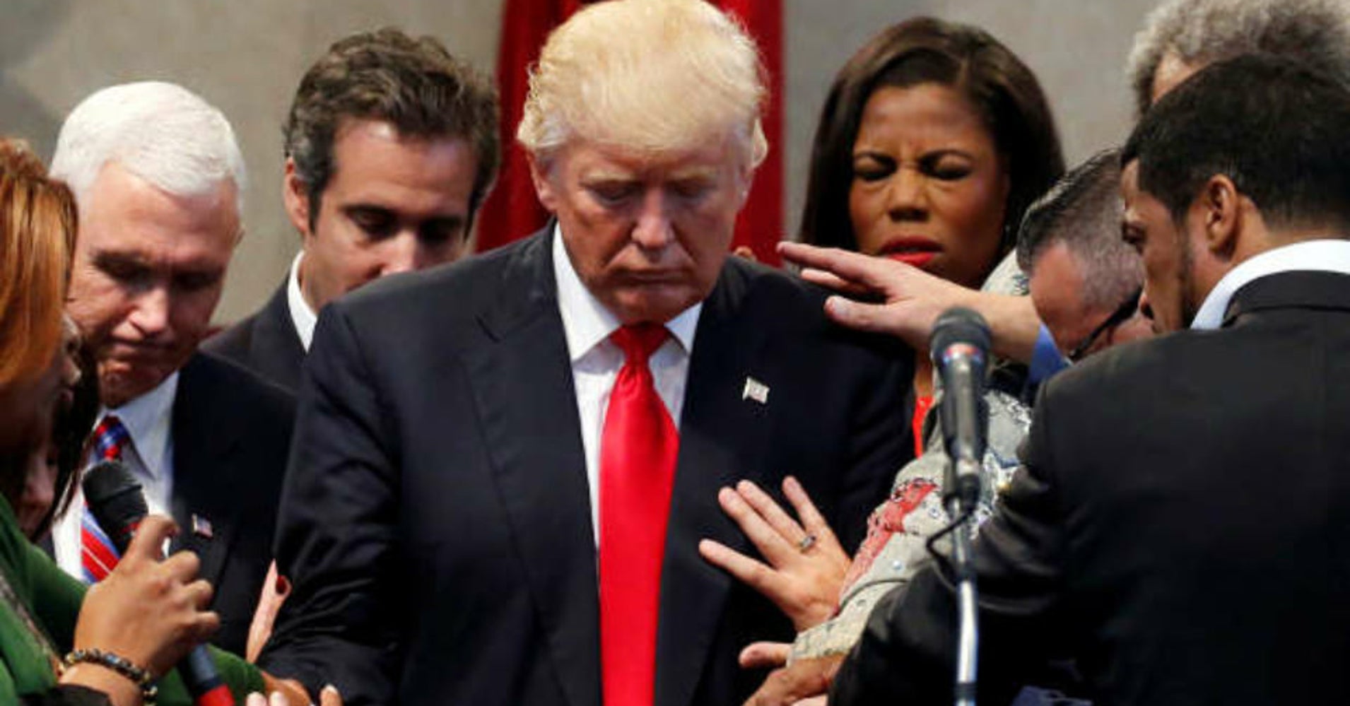 Resultado de imagem para donald trump and pastors