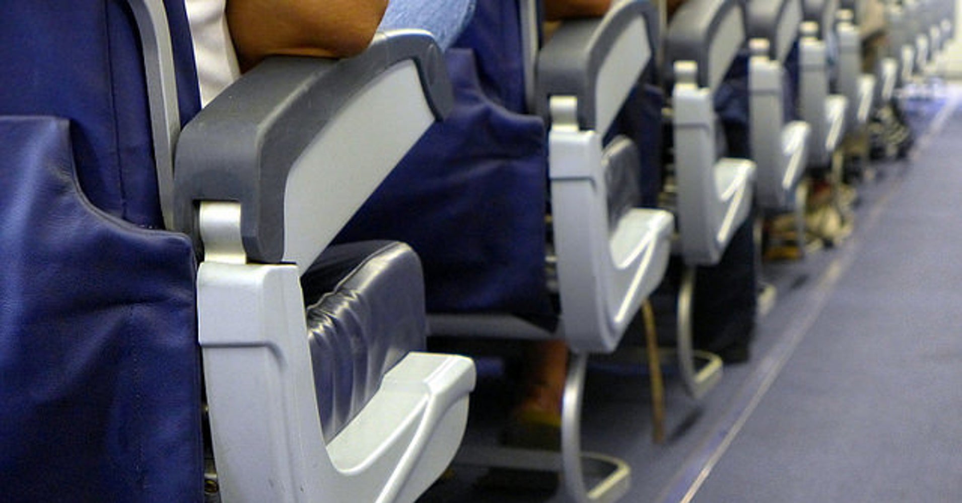 airline-assigned-seats-are-a-fraud-and-scam-huffpost