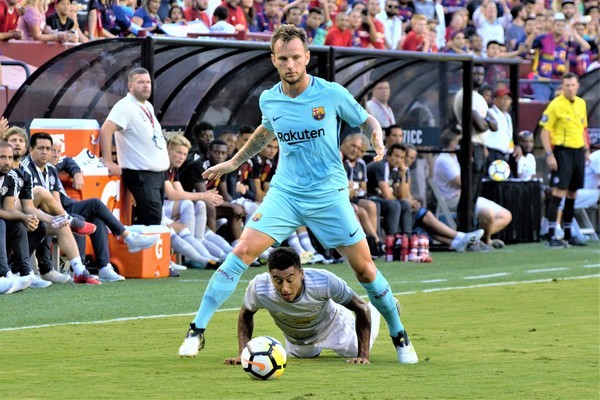 F.C. Barcelona 1 - 0 Manchester United | HuffPost Sports