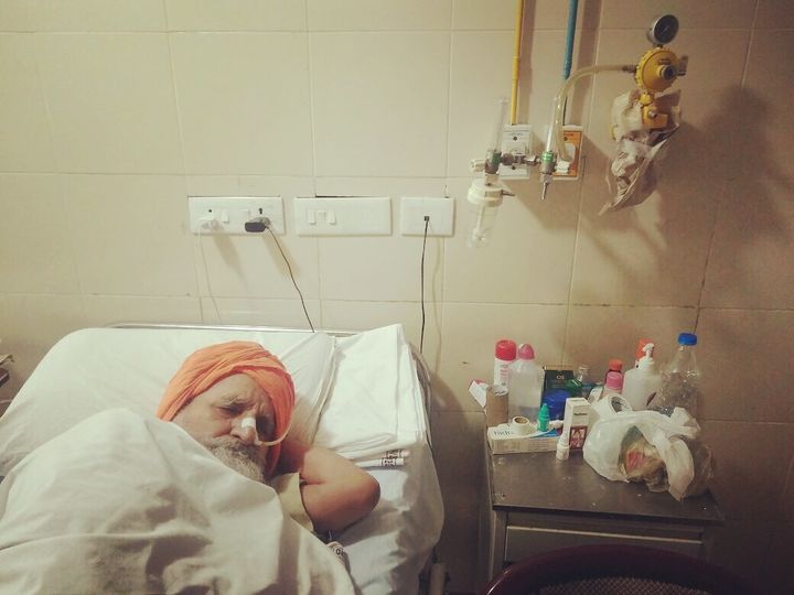 Bapu Surat Singh Khalsa being confined at a hospital in Panjab. 