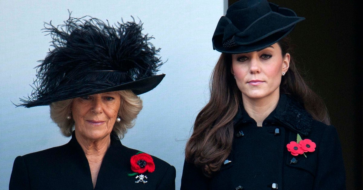 This Is The One Outfit The Royals Must Always Pack (But It's For A