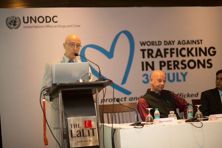 <p>Mr. Sergey Kapinos, UNODC Regional Representative for South Asia, unveiling the Trafficking in Persons platform in New Delhi.</p>