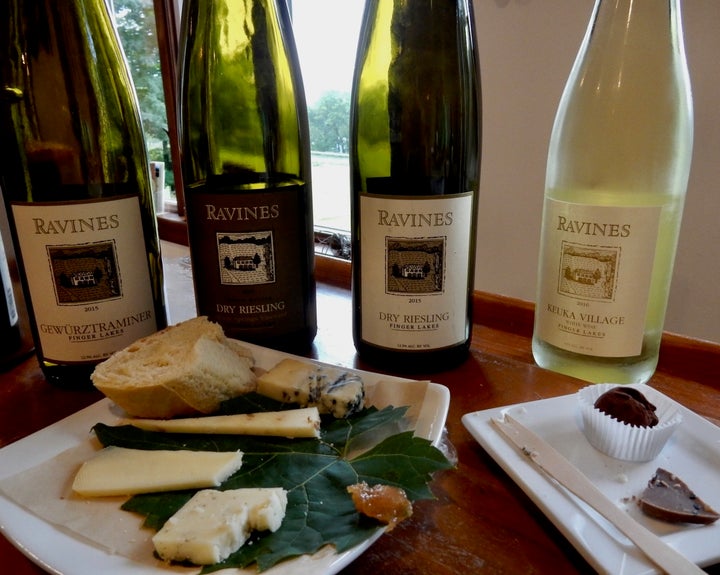 <p>Wine and Cheese Pairing, Ravine’s Wine Tasting Cellar, Keuka Lake NY</p>