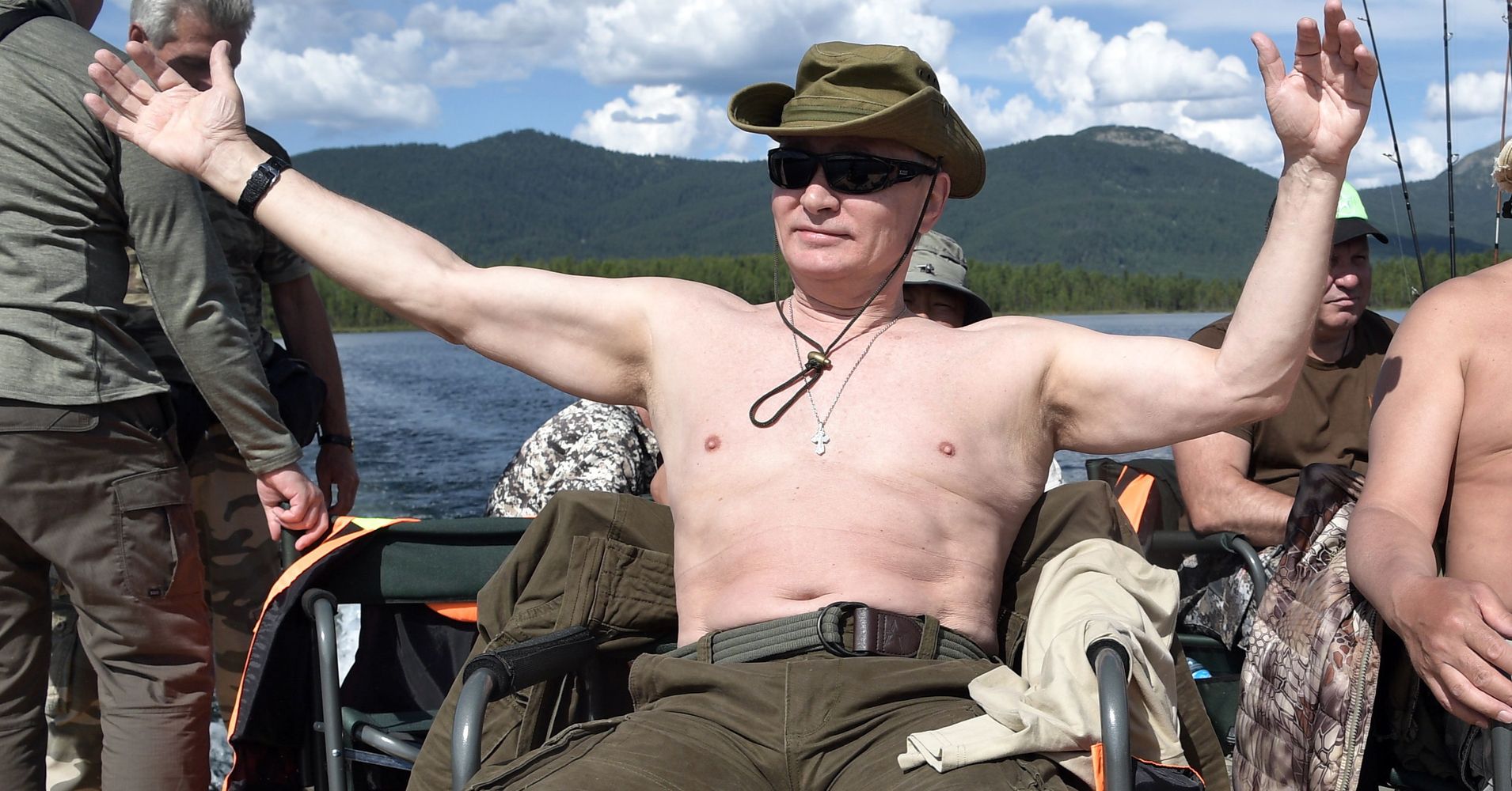 Vladimir Putins Bare Chested Vacation Snap Becomes Summers Best Meme Huffpost