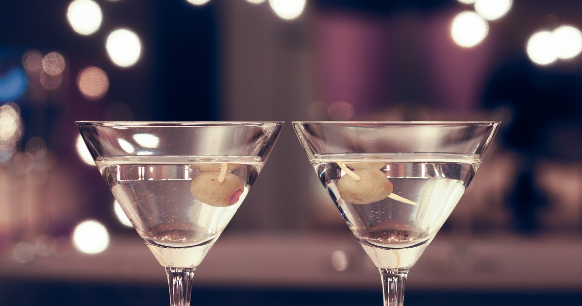 How To Order A Martini Like A Total Pro HuffPost Life
