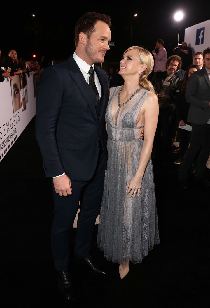 Chris Pratt and Anna Faris at the "Passengers" premiere in 2016. 