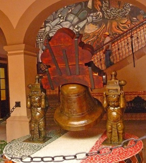 Historic bell rung by Father Hidalgo displayed in Dolores.