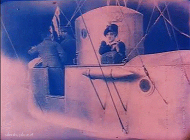 Cristina Ruspoli aboard the airship in a scene from 1915's Filibus 