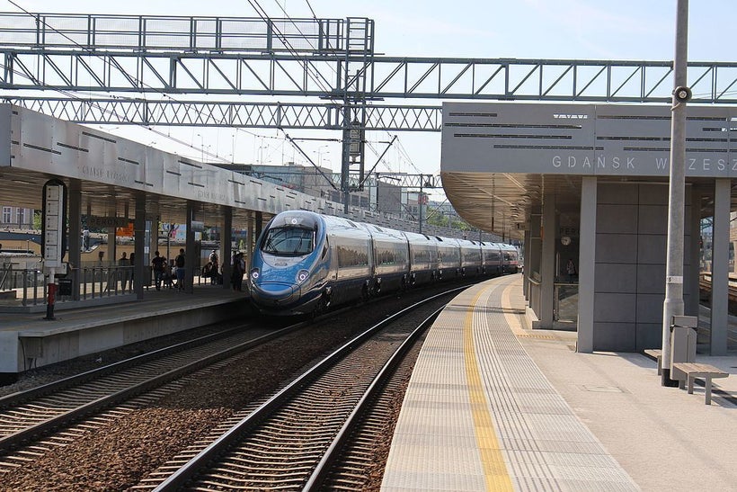 It takes lass than 3 hours to travel between capital city of Warsaw and Gdansk