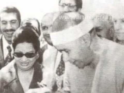 A picture that captures a meeting between the diva of Egypt and most celebrated singer Umm Kalthoum (d. 1975) and one of the