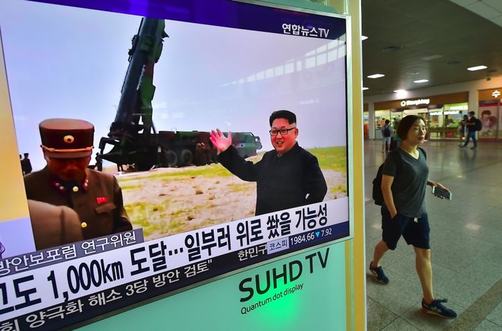 A television screen in South Korea reporting news of North Korea's Musudan missile test on June 23, 2016.